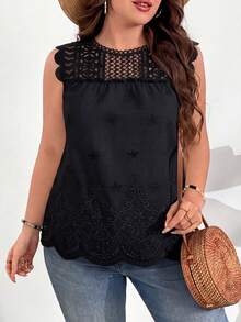SHEIN Clasi Blusa sin mangas con encaje, parches y bordados, talla grande - Negro - Ver 4