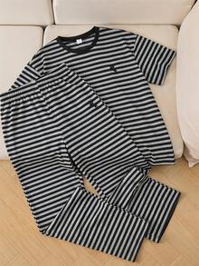 2件組青少年女孩運動休閒套裝，寬鬆版型百搭刺繡日常上學短袖上衣 + 長褲套裝 INS - 灰色 - 查看 2