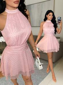 Vavine Đầm mini chiffon xếp ly hở lưng màu hồng gợi cảm và thanh lịch dành cho nữ, đầm nữ, trang phục mùa hè cho nữ, quần áo nữ, đầm mới nhất, đầm chất lượng cao, đầm hồng, đầm nữ, đầm mùa hè, đầm cổ yếm - Hồng - Xem 1