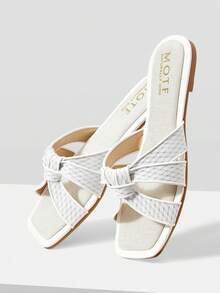 MOTF PREMIUM SQUARE-TOE SIMPLE AND COMFORTABLE WOMEN FLAT SANDALS FOR SUMMER VACATION, BACK TO SCHOOL COLLEGE STUDENT SHOES, FOR NEW YEAR HOLIDAY, SPRING SHOES SPRING BREAK EASTER - silver white - View 3