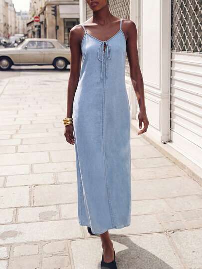 Maija 2026 Summer New Arrive, Women's Casual Backless Spaghetti Strap Denim Dress, Summer Dress, Summer Outfits, Elegant Dress For Ladies, Sleeveless Denim Dress, Light Blue Washed Denim Dress, V-Neck Dress, Suitable For Party, Daily Commute, Wedding Attire, Office Attire, Work, Travel, Night Outing, Brunch, Club, Casual-A