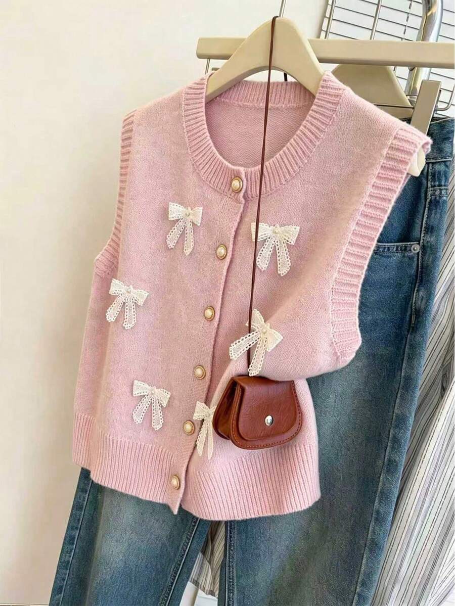 SHEIN LUNE 休闲宽松圆领无袖针织蝴蝶装饰金属纽扣浅蓝色女士春夏毛衣背心 - 粉色 - 查看 1