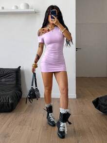 Coolane 女士四季皆宜街头风时尚Y2K简约基础款日常休闲弹力不对称领短袖迷你连衣裙 - 淡紫色 - 查看 2