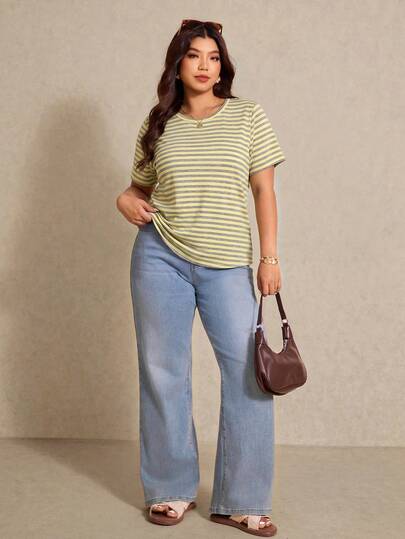 Elaquor Plus Size Vacation Color Block Striped Casual Summer Short T-Shirt