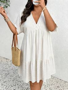 SHEIN Frenchy Đầm tay cánh dơi kẻ sọc dáng rộng cỡ lớn - Màu Khaki - Xem 6