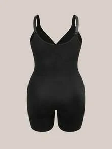 Plus Size Women Solid Color V-Neck Sleeveless Fitted Bodysuit - Black - View 7