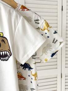 SHEIN Conjunto de 4 piezas de camiseta de manga corta con cuello redondo y estampado de dinosaurios de dibujos animados, y pantalones cortos para niño pequeño, adecuado para el verano - Multicolor - Ver 6