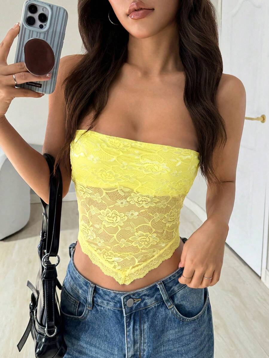SHEIN EZwear 黄色蕾丝拼接不对称下摆性感露肩短款背心,春夏款 - 黃色 - 查看 1