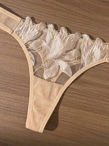 SHEIN 2件套法式经典黑色V领文胸套装 - 杏色 - 查看 5