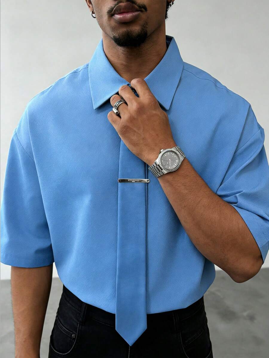 Manfinity Dauomo Men's Blue Plain Woven Fabric Short Sleeve Shirt Collar Regular Hem Drop Shoulder Shirt - Blue - View 1