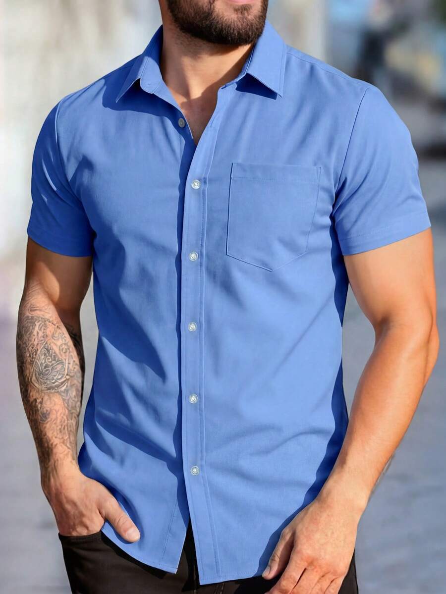 Manfinity Homme Camisa casual de manga corta de unicolor con bolsillo y abotonadura sencilla para hombre, formal - Azul lavado oscuro - Ver 1