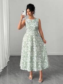 Elenzga Plus Size Round Neck Floral Print Elegant Fitted A-Line Dress - Green - View 3