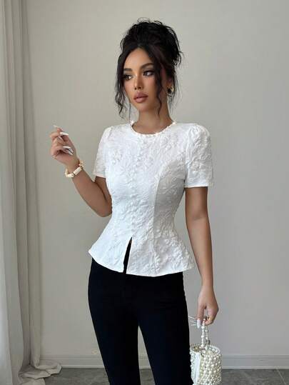 Elenzga Women's Jacquard Fabric New Spring/Summer French Unique Chic High-End Luxurious Elegant Youthful Versatile Elegant Exquisite White Blouse, With Round Collar Pearl Decor, Front Button Placket, Slit Hem Design, Suitable For 20-35+ Women For Gatherings, Parties, Daily Commute, Graduation Season (Random Print)