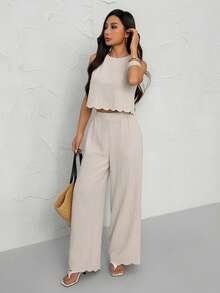 SHEIN PETITE 2 pièces Ensemble femme tout-saison décontracté, débardeur et pantalon large, ensemble beige, ensemble en lin, ensemble crème, ensemble 2 pièces, ensemble 2 pièces confortable, ensemble 2 pièces avec nœud papillon au dos, ensemble 2 pièces avec chemise débardeur à ourlet ondulé, vêtements femme automne, old money, simple, vacances d'été décontracté, resort - Kaki - Voir 6