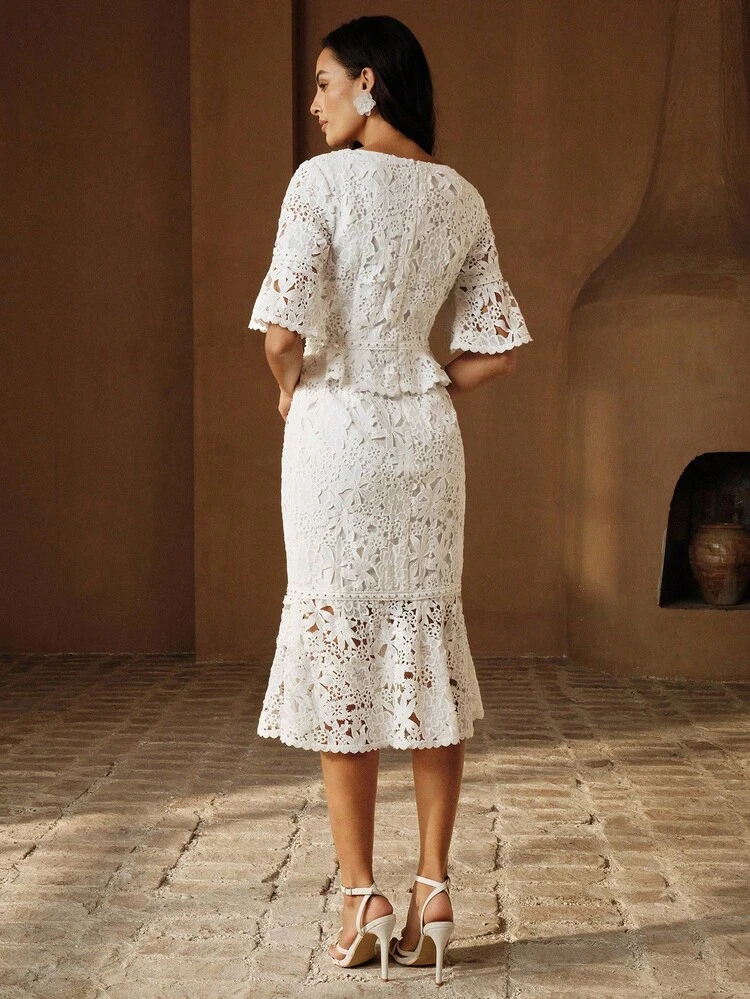 Women's New Lace Embroidered Hollow Out Round Neck Sexy Trumpet Sleeve Waist Fitted Mermaid Midi Dress, Suitable For Valentine's Day, Wedding, Party
