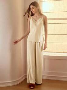 MOTF PREMIUM CONTRAST LACE CAMI TOP AND PANTS PAJAMA SET - Yellow - View 5