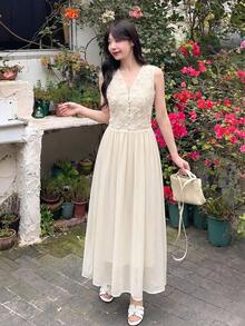 DAZY Đầm xòe cổ chữ V, chất liệu ren jacquard tương phản, không tay, kiểu dáng thanh lịch mùa hè dành cho nữ, thích hợp mặc đi biển. - Màu be - Xem 4