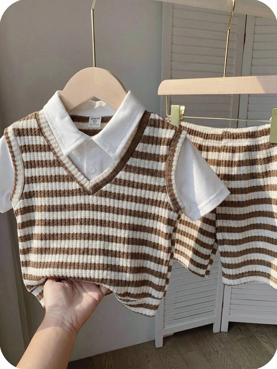 SHEIN 2件套男童休闲校园风舒适时尚百搭柔软条纹华夫格面料短袖T恤和短裤套装，适合日常穿着、上学、外出、运动、春夏季节。