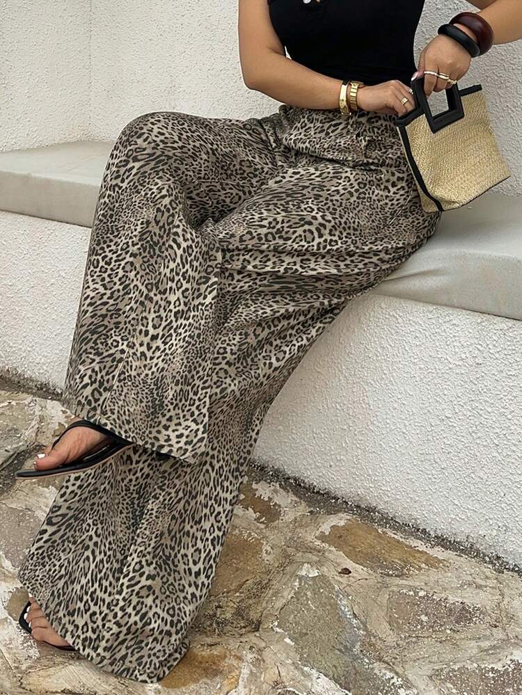 Dazy Plus Plus Size Women Leopard Print Loose Wide Leg Casual Jeans, Suitable For All Seasons
