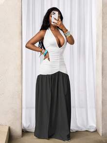 SHEIN BamGlam Đầm mùa hè mới, kiểu dáng gợi cảm, buộc dây cổ, hở lưng, xếp ly, dệt kim, phối màu, xẻ tà, dành cho nữ. - Đen và trắng - Xem 4
