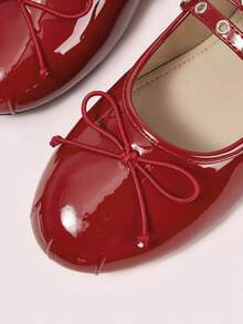 CUCCOO DOLLMOD Sepatu Wanita dengan Pita, Ujung Bulat, Sol Datar, Nyaman, Gaya Vintage, Satin, Warna Burgundy, Cocok untuk Kencan Sehari-hari - Merah - View 7