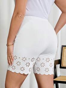SHEIN Clasi Bộ 2 quần legging nữ cỡ lớn, kiểu dáng thanh lịch và đa năng, màu đen trắng, quần short bảo hộ thoải mái để mặc hàng ngày. - Đen và trắng - Xem 3