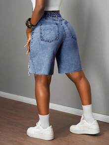 Slaydiva Nuovi pantaloncini di jeans da donna a vita bassa, larghi, strappati, a 5 tasche, pantaloncini bermuda con decorazione a diamante / Pantaloncini di jeans azzurri / Abbigliamento autunnale da donna / Abbigliamento da rientro a scuola / Abbigliamento country da donna / Abbigliamento da concerto country / Abbigliamento vintage da donna / Abbigliamento da uscita / Abbigliamento da aeroporto da donna / Abbigliamento casual da donna / Abbigliamento da donna stile Y2K - Blu lavato scuro - Visualizzare 2