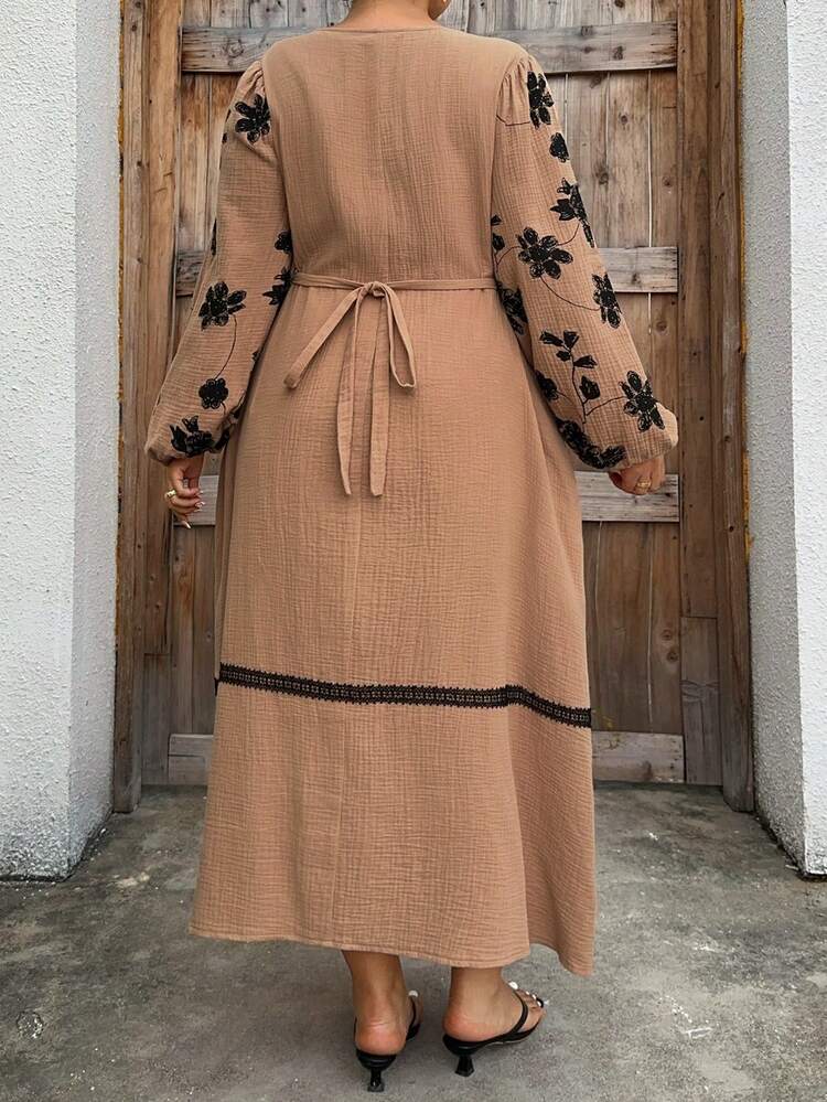 Dazy Plus Plus Size Drawstring Tie Tassel Decor Embroidered Pattern Loose Long Lantern Sleeve Home Dress, Spring/Summer Nightgown