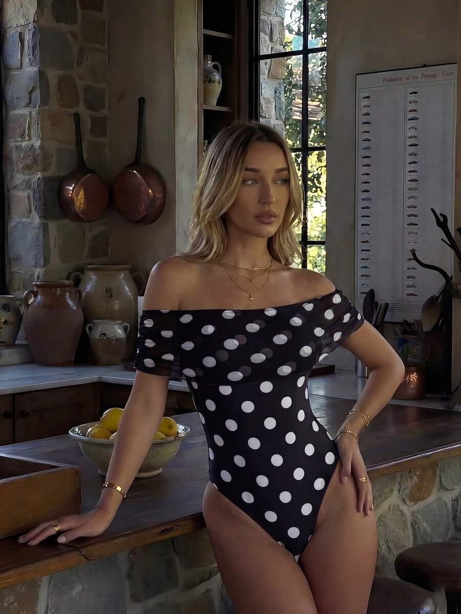 Swim Chiccia Áo tắm một mảnh ôm sát gợi cảm, in họa tiết, hở vai dành cho nữ, thích hợp cho mùa xuân/hè. - Đen và trắng - Xem 1