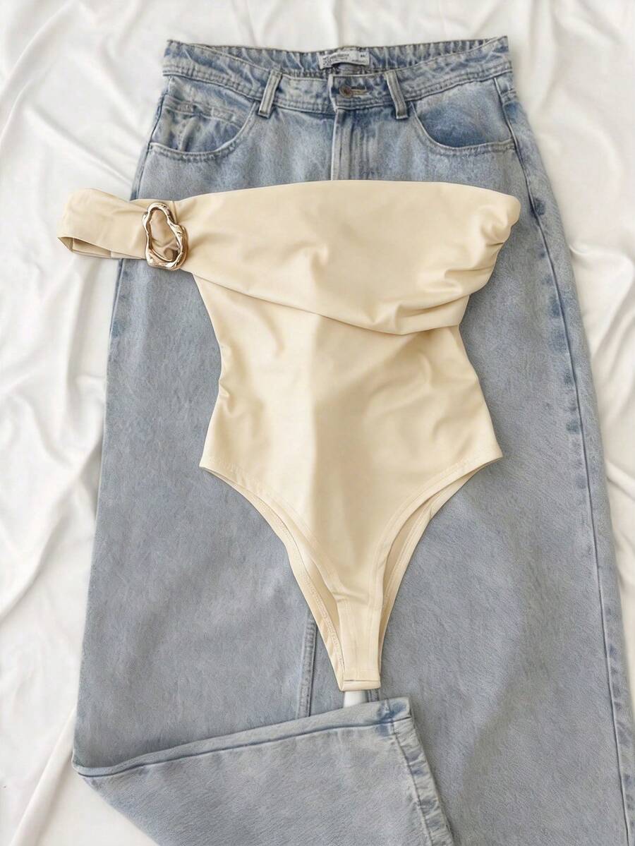 Resyla Bodysuit Wanita Elegan dengan Dekorasi Logam, Model Bandeau Satu Bahu, Musim Panas - Aprikot - View 1