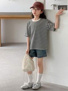 Dazy Kids Ropa de otoño para niña preadolescente, camiseta de manga larga con cuello a rayas de color contrastante - Blanco y Negro - Ver 1