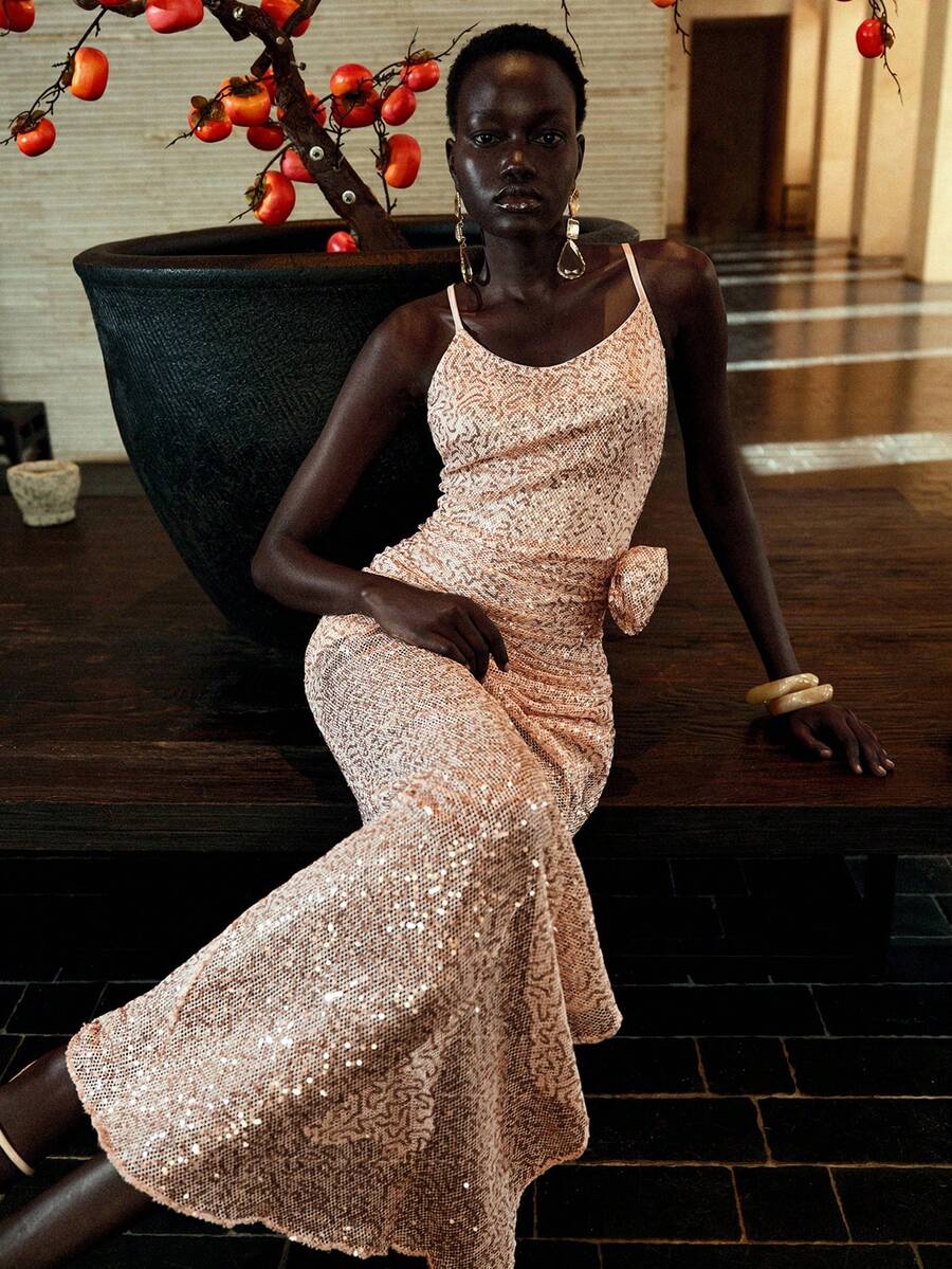 Arave Vestido camisero con abertura alta, bordado de lentejuelas y malla - Dorado - Ver 1