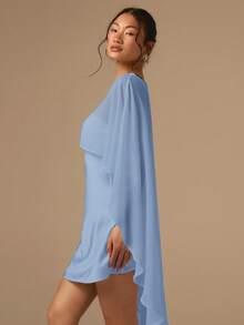 COSMINA Bộ 2 món gồm váy ngắn satin cắt xéo và khăn choàng, màu trơn, thích hợp cho tiệc cưới, tiệc tùng, sự kiện, kỳ nghỉ, màu trắng. - Màu xanh nhạt - Xem 7