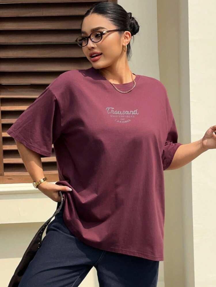 Dazy Plus Plus Size Letter Print Loose Fit Crew Neck Short Sleeve Burgundy T-Shirt Oversized