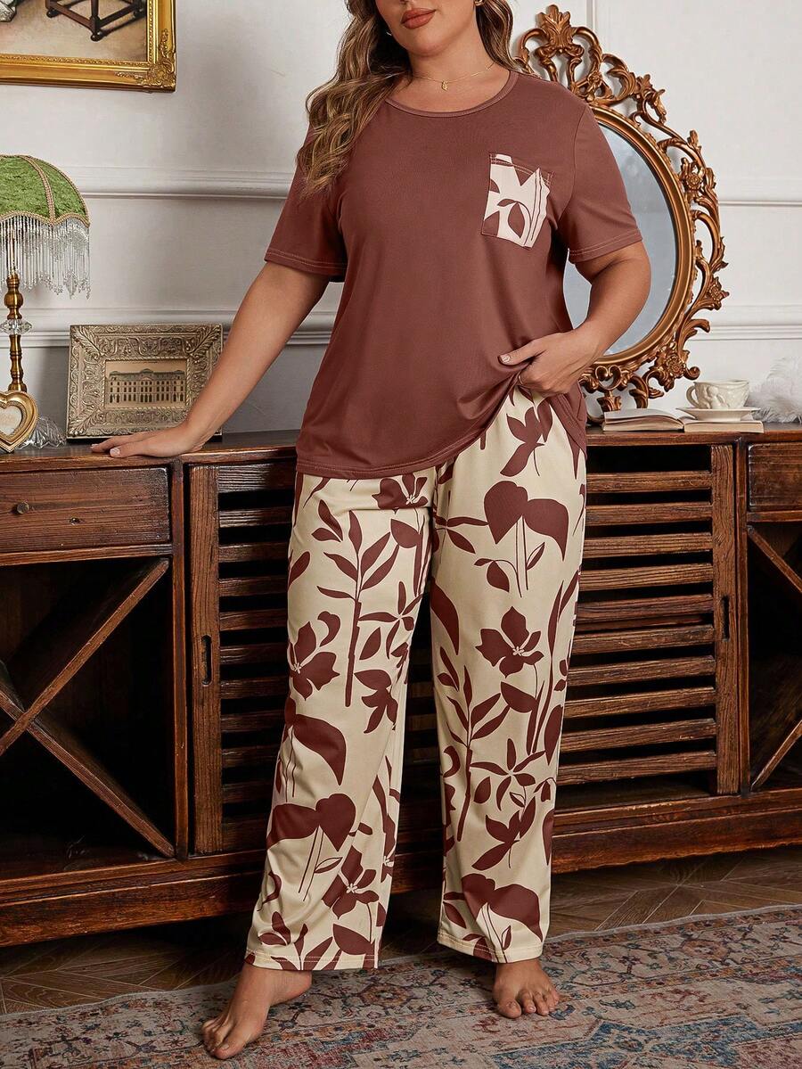 Serenescape Contrast Color Pocket Floral Print Short Sleeve & Pants Plus Size Pajama Set - Redwood - View 1