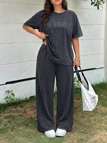 Muchica Plus Size Letter Embossed T-Shirt And Pants 2 Pieces Set - Black - View 4