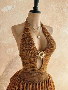 SHEIN WYWH Vestido de suéter ajustado con escote en V, cuello halter y espalda descubierta, estilo bohemio, para vacaciones, otoño/invierno - Multicolor - Ver 4