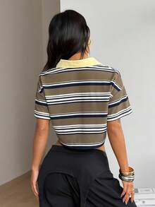 SHEIN Coolane 女士春季街头风外出返校大学生穿搭学院风复古返校节Y2K日常休闲老钱风弹力舒适酒红色蓝条纹短款POLO衫 - 彩色 - 查看 9