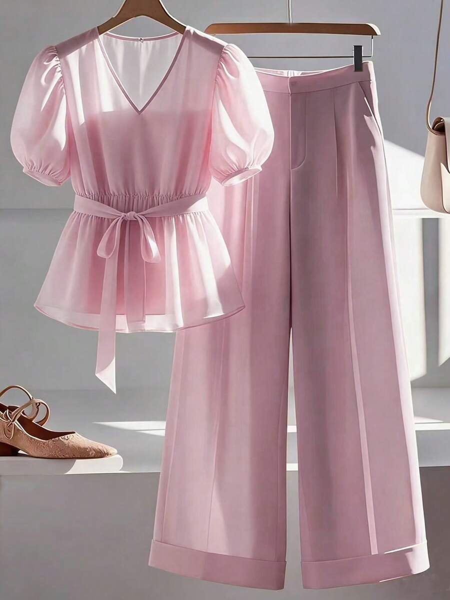 大码优雅两件套：撞色滚边短袖针织上衣和高腰A字裙 - 黑與白 - 查看 1