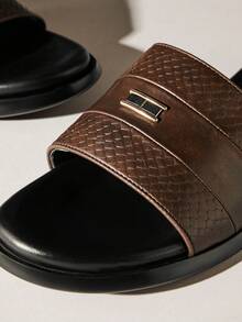 SHUZIA Men's Fashionable Casual Comfy Metal Decor One Band Slide Sandals - Coffee Brown - View 5