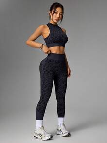 Dewbera 豹纹两件套运动服，无袖高领上衣和紧身裤 - 彩色 - 查看 5