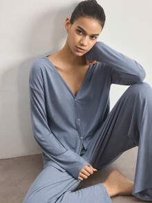 Ocili Minimalist Comfortable Collarless Soft Pajama Set For Women - Dusty Blue - View 7