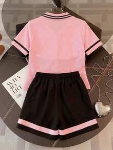 Resyla Conjunto de camiseta de manga corta con cuello polo y bordado de patrón de caballero, y pantalones cortos casuales con cordón en la cintura para mujer - Rosa - Ver 2
