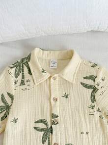 SHEIN 2件套男童夏季度假休闲米色棕榈树印花短袖衬衫和短裤套装 - 綠色 - 查看 7