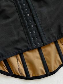 Soleia 女士度假风蓝白花卉印花蕾丝边塑形吊带背心，适合派对、情人节、约会、下午茶、海滩游轮、嘉年华、春夏假期等场合。 - 黑色 - 查看 8