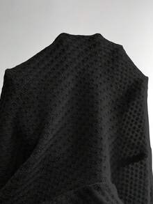 SHEIN Elenzya 女士华夫格针织V领短袖不对称荷叶边下摆优雅浪漫休闲T恤，春夏款 - 黑色 - 查看 7
