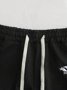SUMWON 對比拼接短袖T恤配抽繩短褲 2件套 夏季運動休閒風套裝 居家休閒街頭穿搭 - 黑與白 - 查看 8