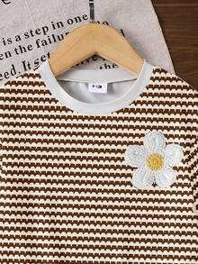 Elladie kids Baby Girl Sweet Cute Beige Wavy Striped Floral Soft T-Shirt, Suitable For Spring And Summer Outings - Multicolor - View 5