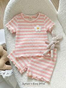 Cozy Pixies Baby Girl Floral Print Round Neck Short Sleeve Top And Elastic Waist Shorts 2 Piece Set - Multicolor - View 5