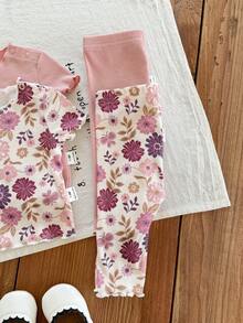 SHEIN 新生女宝宝夏季休闲碎花荷叶边圆领短袖上衣和裤子四件套针织睡衣套装 - 藕粉色 - 查看 3